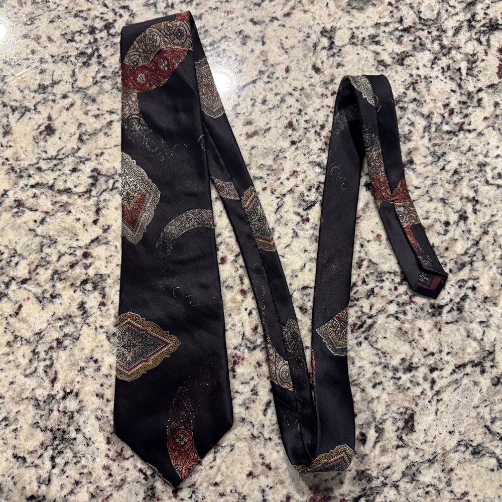 Halston Heritage Black and Red Paisley Tie